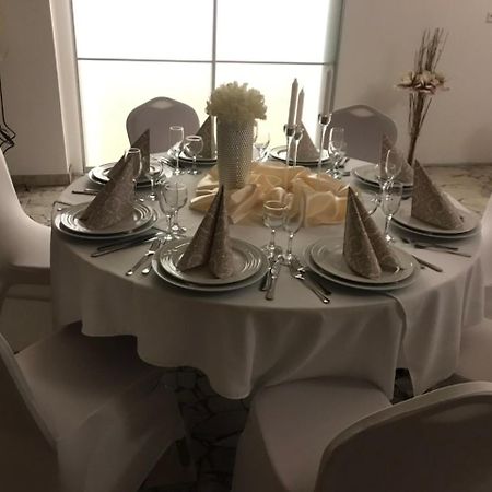 U Ferka Hotel Lemesany Ngoại thất bức ảnh