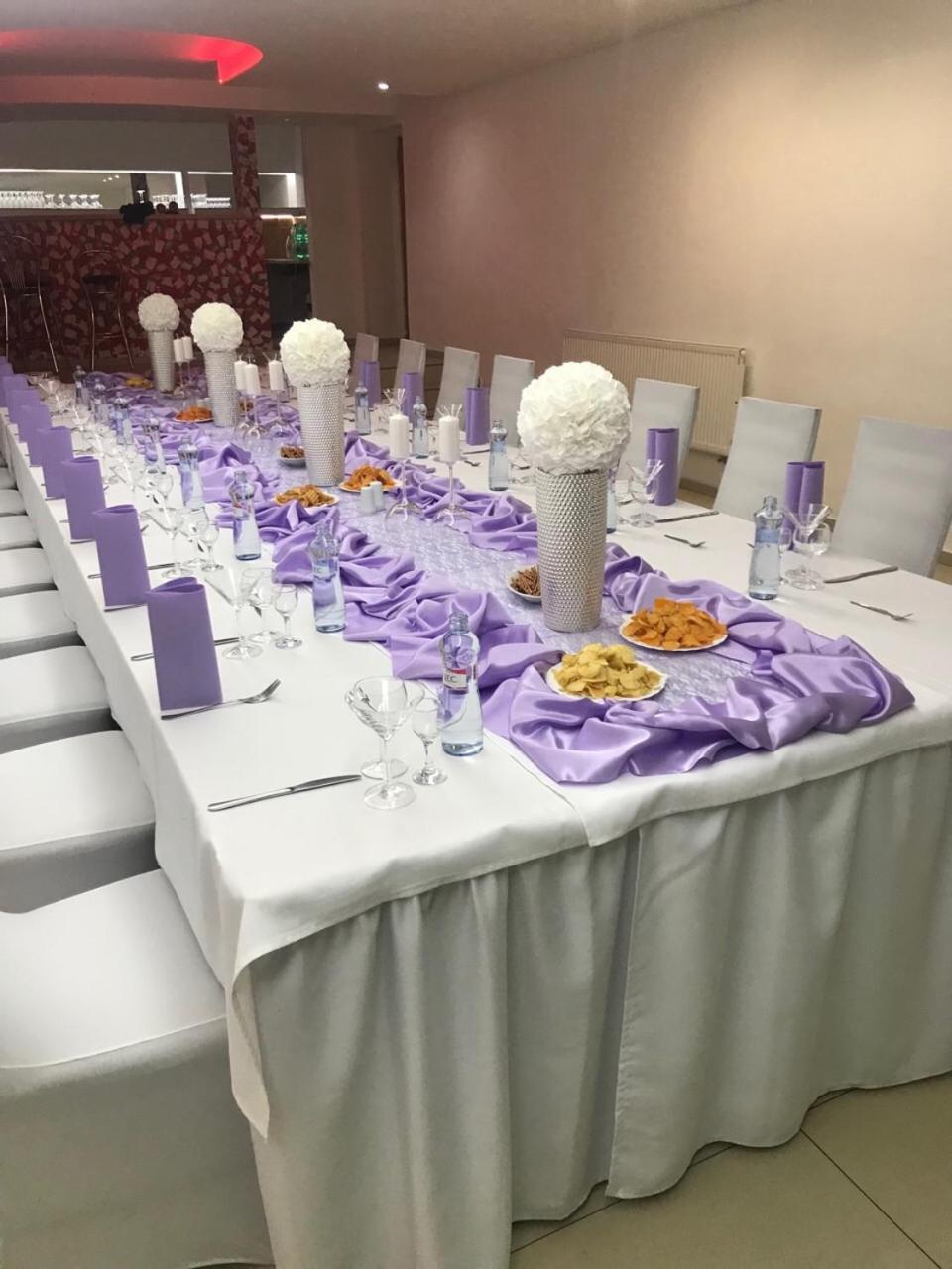 U Ferka Hotel Lemesany Ngoại thất bức ảnh
