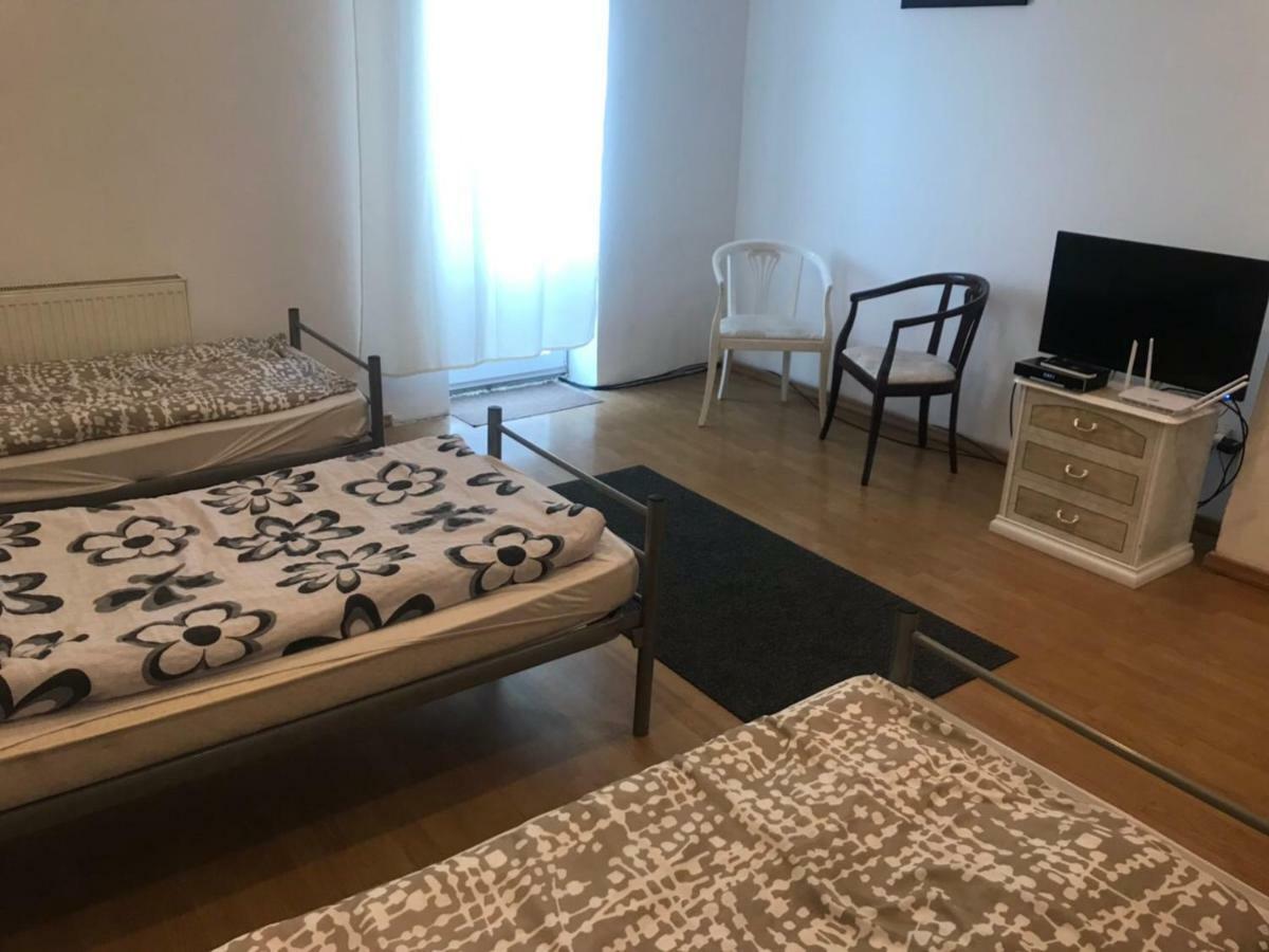 U Ferka Hotel Lemesany Ngoại thất bức ảnh